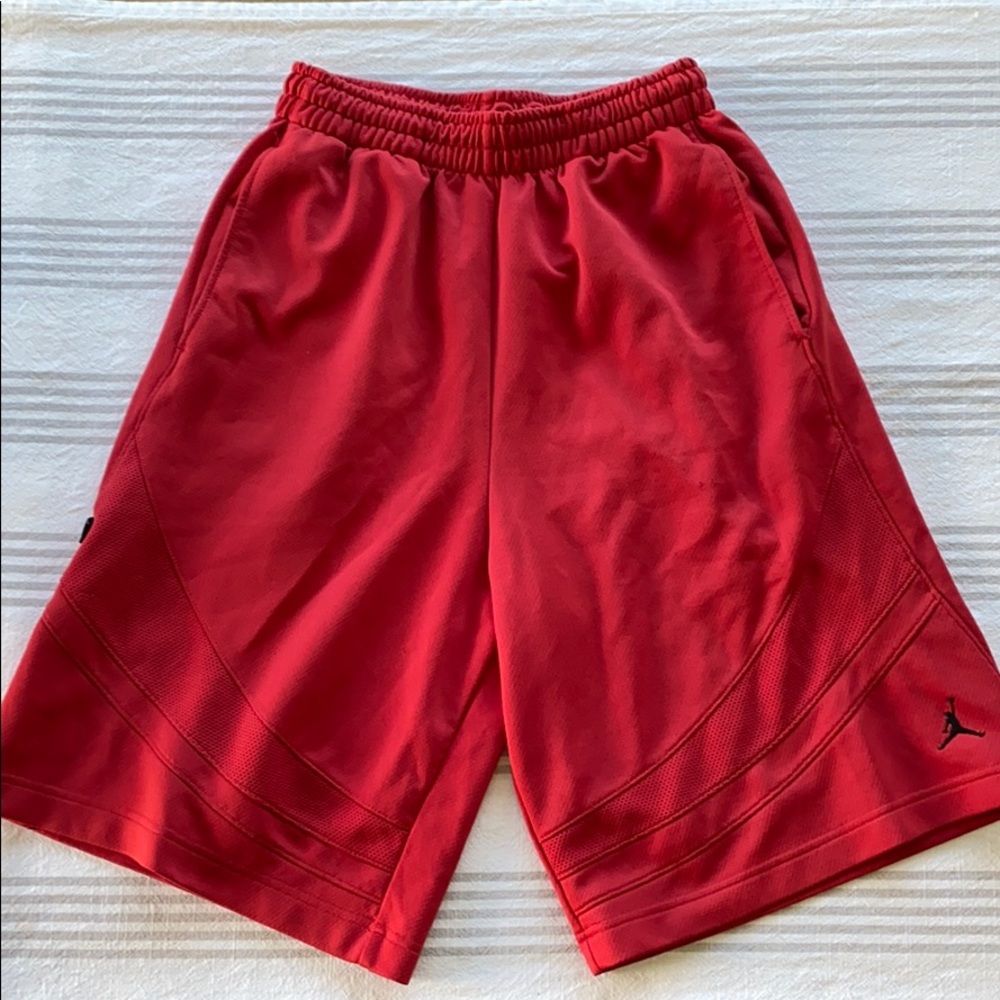 Red Jordan Basketball shorts 🏀